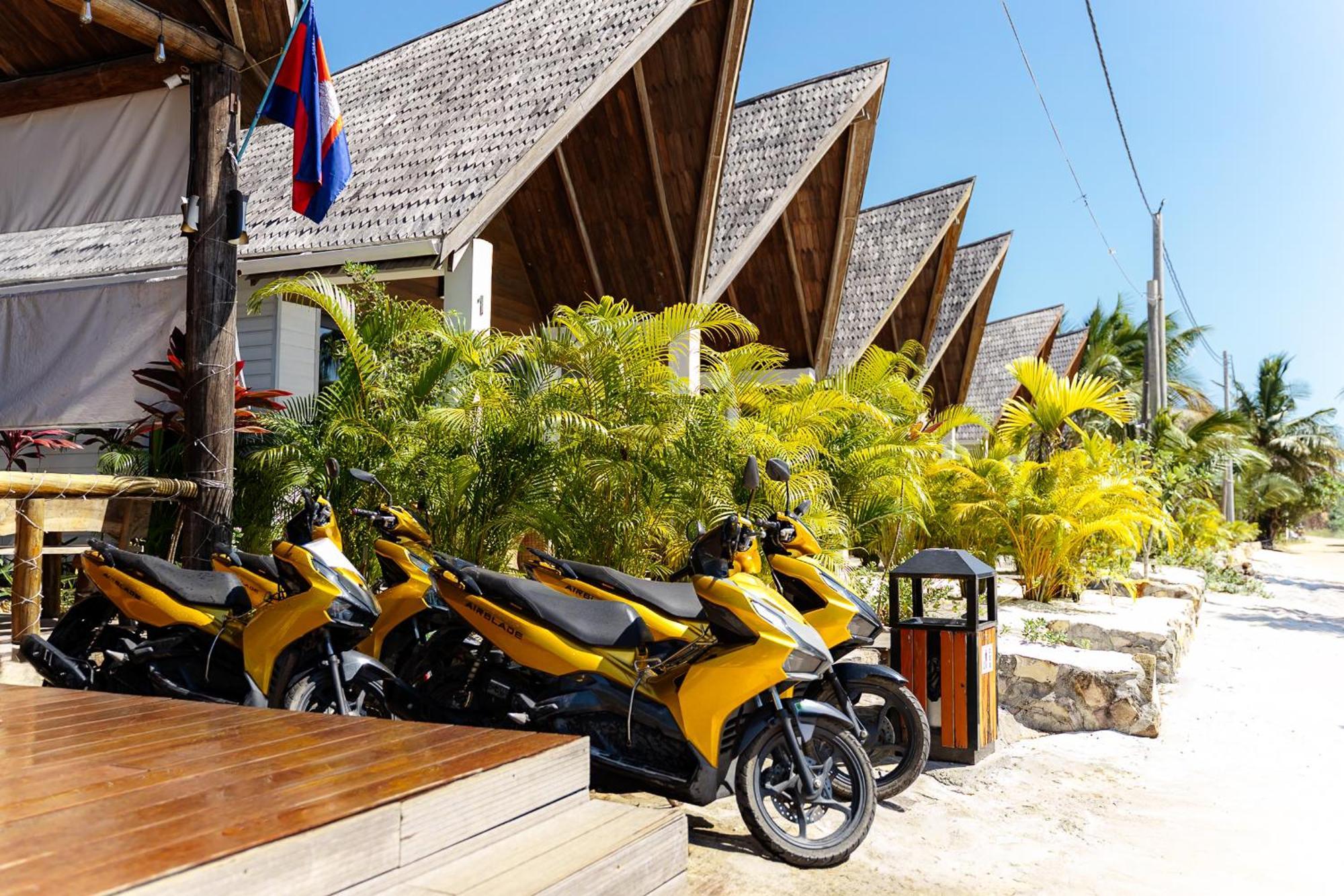 Golden Beach Resort Sok San Village Екстериор снимка