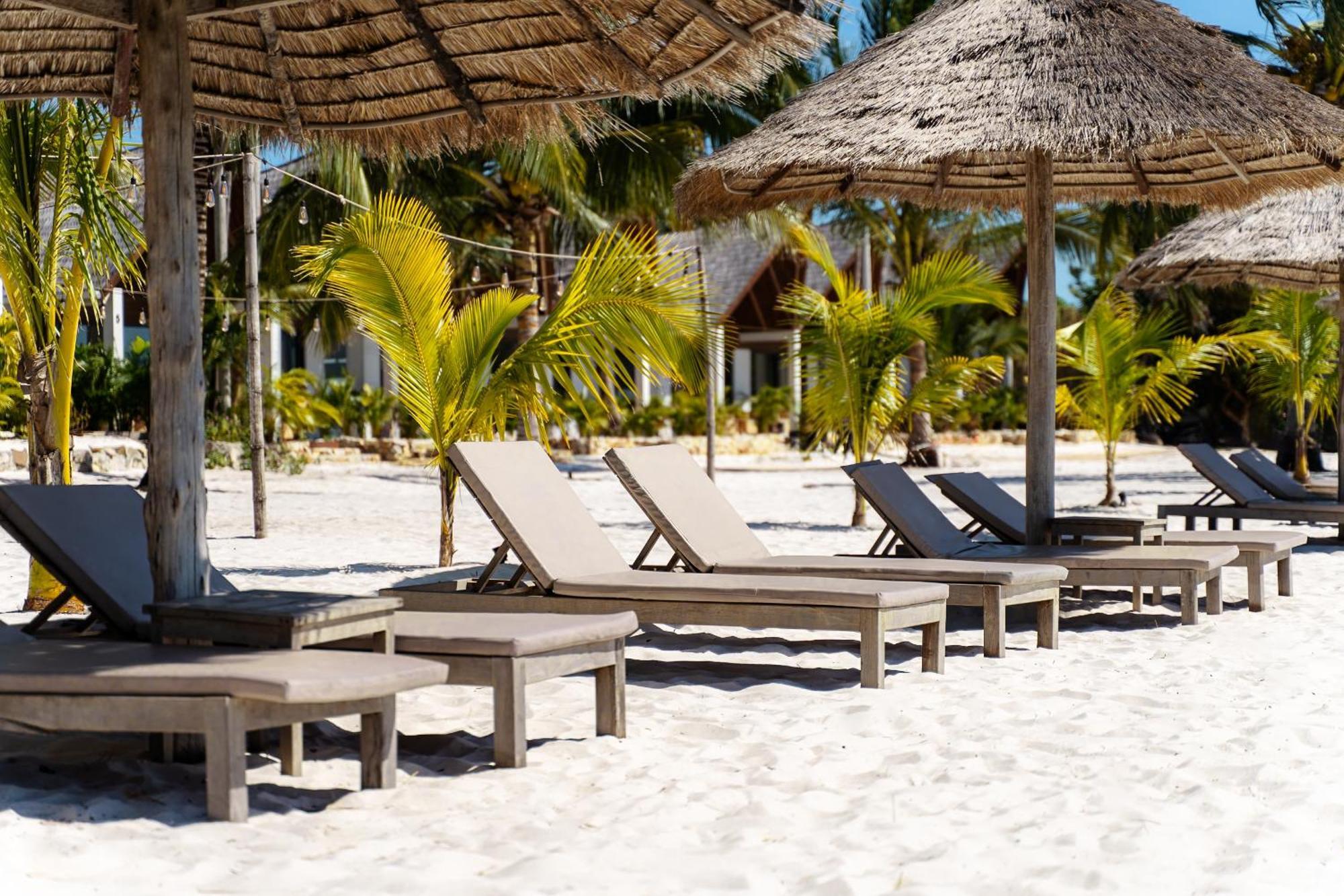 Golden Beach Resort Sok San Village Екстериор снимка