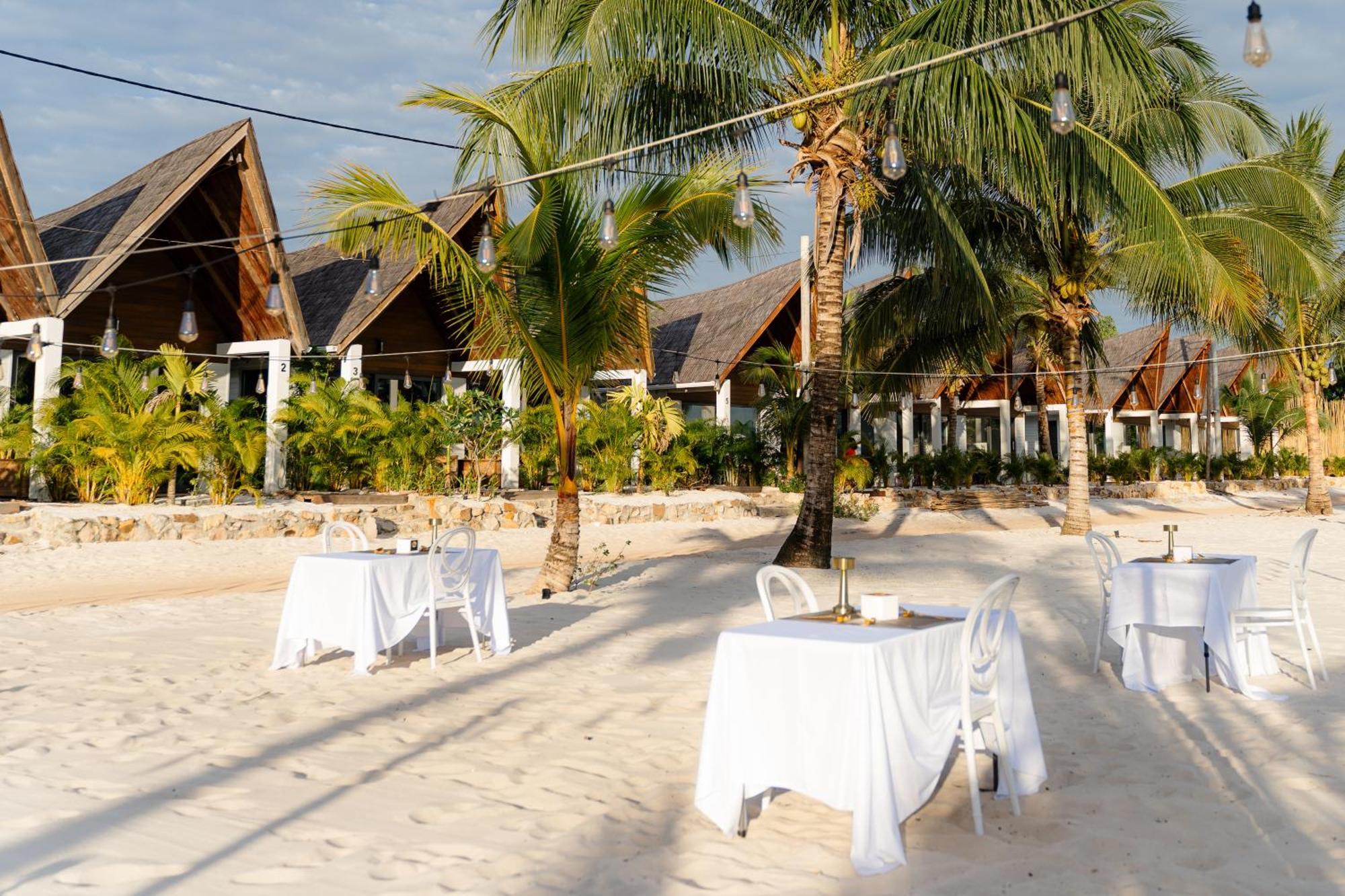 Golden Beach Resort Sok San Village Екстериор снимка